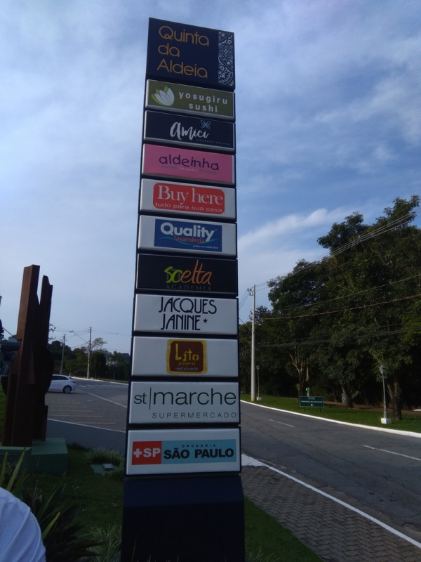 Totem Personalizado Santana de Parnaíba - Totem para Empresas